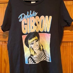 Debbie Gibson black t-shirt.